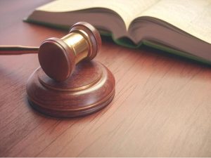 Combating late payment in commercial transactions