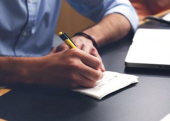 Insurance Brokers and Tied Insurance Intermediaries