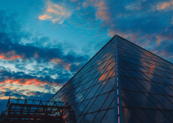 Technology’s anonymity can ‘destroy businesses’